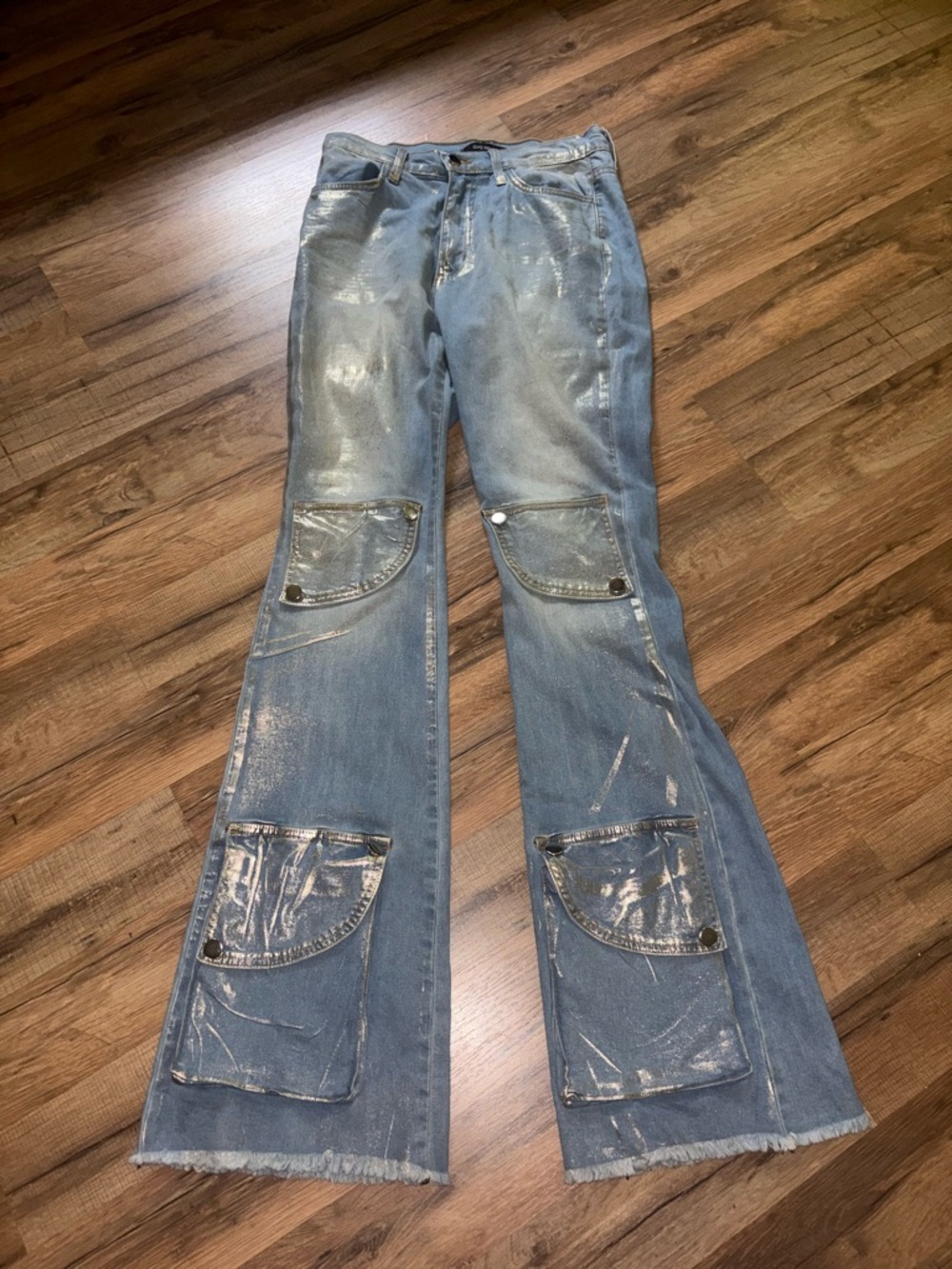 Flare metallic gold jeans! Edgy prewashed #concert#festival#coquette#maximalist